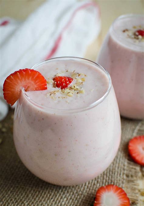 strawberry-banana-smoothie-with-yogurt-watch image