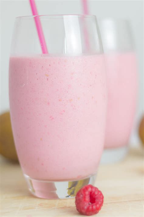 20-healthy-fruit-smoothie-recipes-breakfast-ideas image