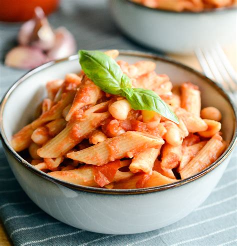 roasted-tomato-and-cannellini-bean-pasta-dr-mcdougall image