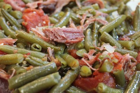 southern-green-beans-with-smoked-turkey-i-heart image