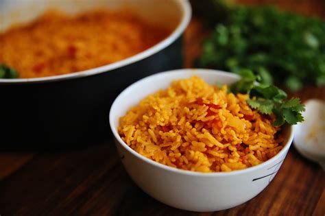 how-to-make-mexican-rice-the-traditional-way-de-su image