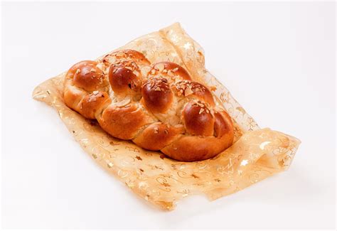 7-types-of-jewish-breads-to-pamper-those-taste-buds-of image