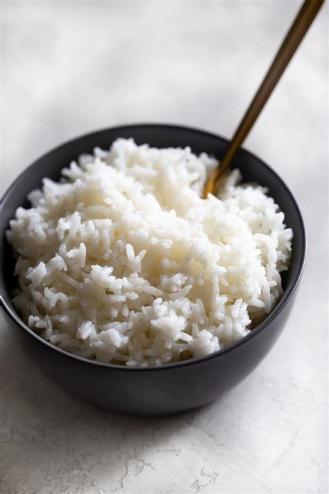 easy-arroz-blanco-how-to-make-white-rice-a-sassy image