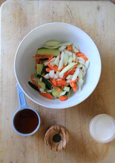 quick-easy-fridge-pickle-recipe-cucumber-carrot image