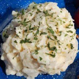irish-style-potato-salad-bigoven image