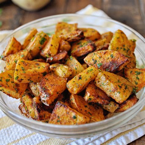 roasted-spanish-potatoes-with-paprika-and-parsley image
