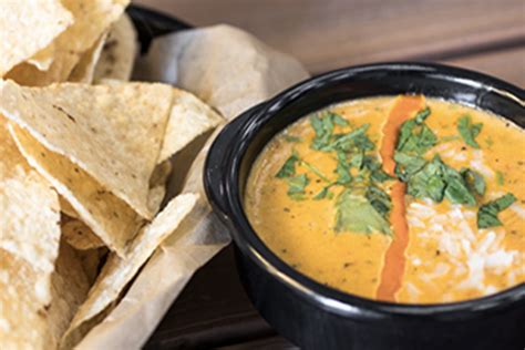 chips-queso-torchys-tacos image