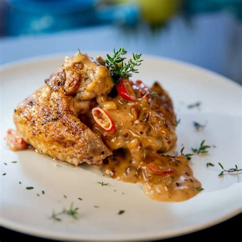 roasted-chicken-with-creamy-walnut-sauce-so image