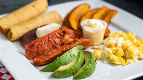 8-traditional-honduran-breakfast-foods-to-savor-the image