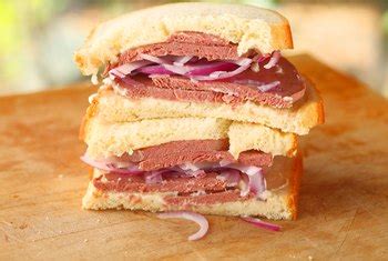 nutritional-value-of-braunschweiger-healthy-eating-sf image