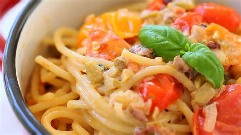 pasta-with-tomatoes-goat-cheese-olives-buona-pappa image