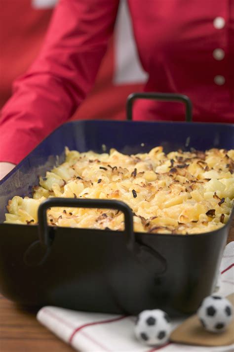 chicken-and-ham-pasta-bake-recipe-the-spruce-eats image