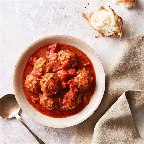 porcupine-meatballs-in-tomato-sauce-instant-pot image
