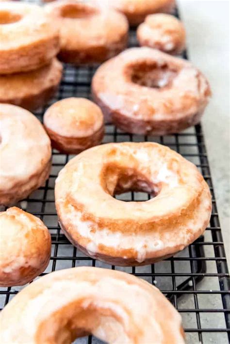 old-fashioned-sour-cream-doughnuts image