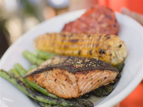 grilled-salmon-corn-on-the-cob-and-mixed-vegetables image