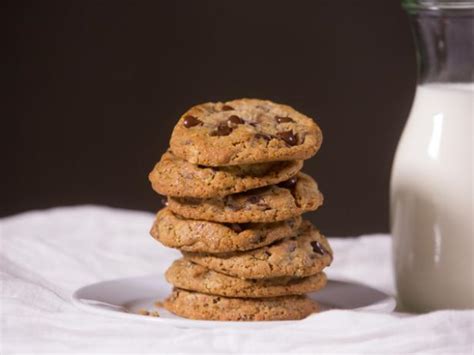 doubletree-reveals-its-signature-chocolate-chip-cookie image