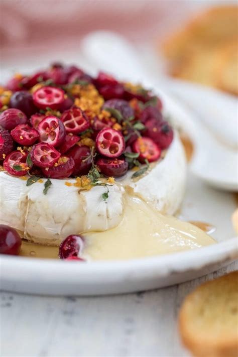 cranberry-baked-brie-the-harvest-kitchen image