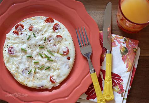 tomato-mozzarella-egg-white-omelet-skinnytaste image