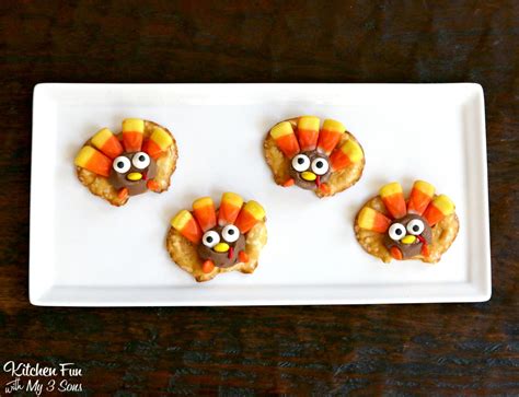 thanksgiving-turkey-pretzel-treats-kitchen-fun-with image