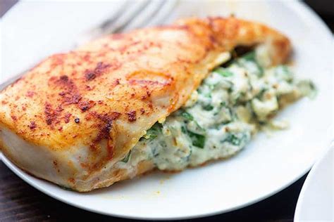 spinach-stuffed-chicken-breasts-a-healthy-low-carb image