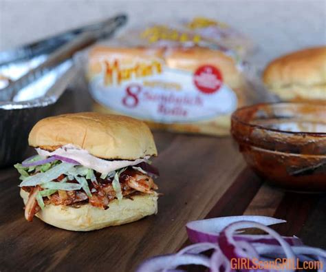 southwest-chicken-sandwich-with-chipotle-crema image