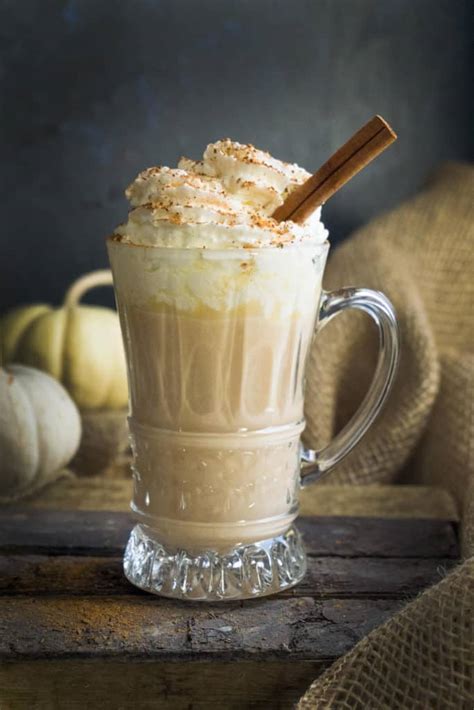 pumpkin-spice-white-hot-chocolate-foodtasia image