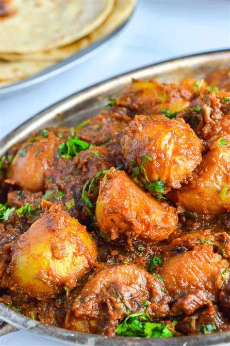 easy-bombay-potatoes-restaurant-style-the-fiery image