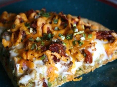 the-broads-and-the-bonns-breakfast-pizza image