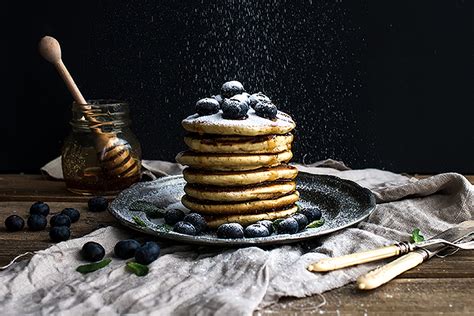 chai-spiced-protein-pancakes-with-quinoa-flour image