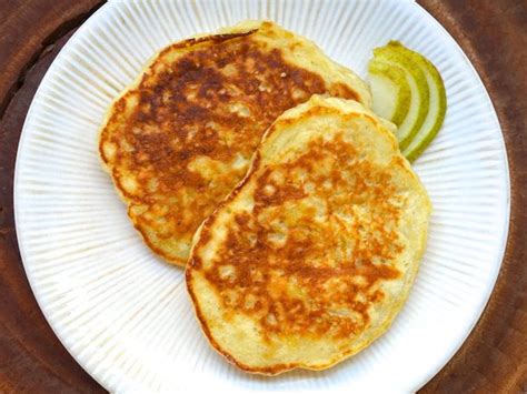 rum-and-pear-pancakes-recipe-serious-eats image