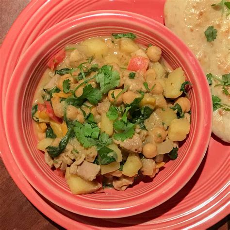 chicken-potato-and-chickpea-curry-umami image