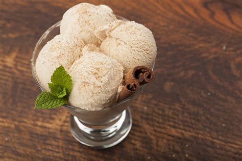 nutmeg-ice-cream-traditional-ice-cream-from-grenada image