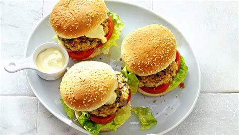 mushroom-and-brown-rice-veggie-burgers-stop-and-shop image