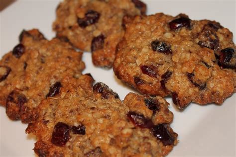 oatmeal-cranberry-cookies-vegan-vegan-richa image