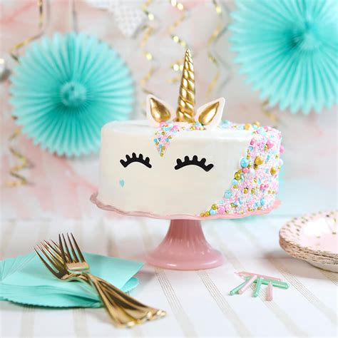 unicorn-cake-ready-set-eat image