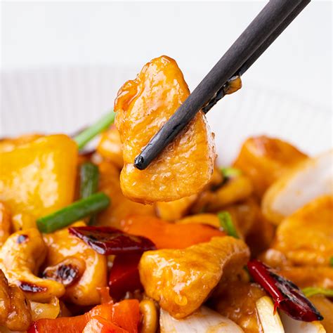 thai-cashew-chicken-marions-kitchen image