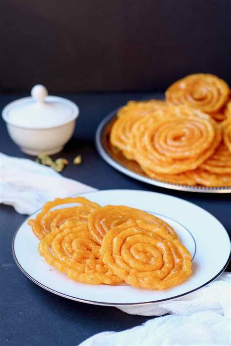 jilapi-jalebi-or-zalabia-authentic-pastry-recipe-196 image