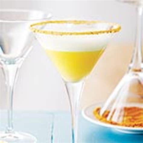 lemon-meringue-pie-martinis-canadian-living image