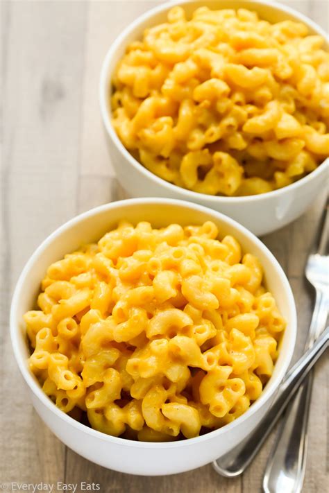creamy-homemade-macaroni-and-cheese-everyday image