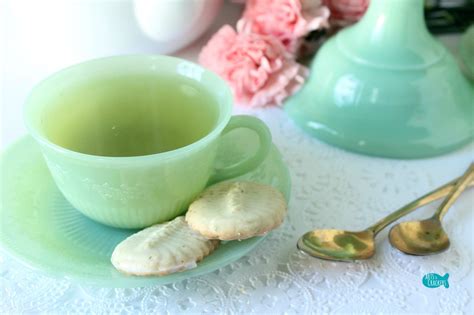 green-tea-spritz-cookies-with-green-tea-icing image