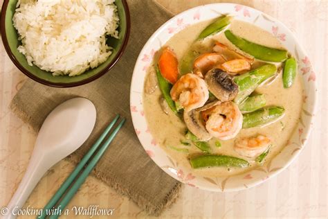 shrimp-thai-green-curry-cooking-with-a-wallflower image