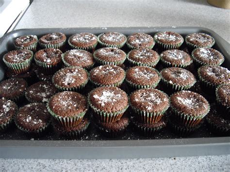 flourless-chocolate-mini-cupcakes-cooking-ala-mel image