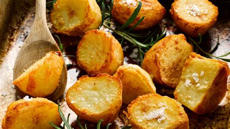 ultimate-roast-potatoes-blas-y-tir image