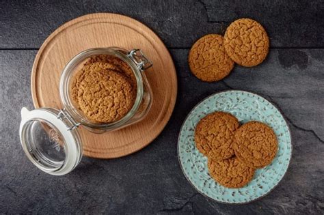 wholewheat-honey-biscuits-the-quick-and-easy image