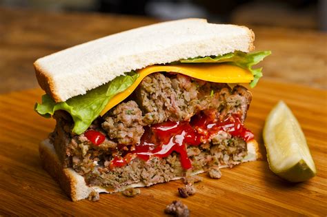 six-steps-to-the-best-meatloaf-sandwich-food-republic image