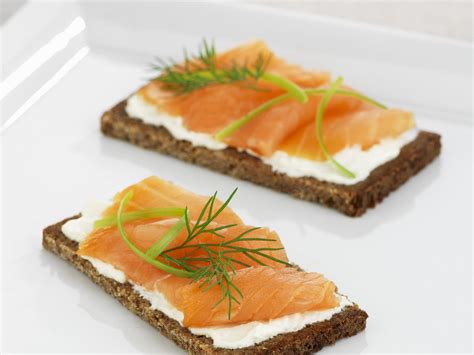 open-faced-smoked-salmon-and-cream-cheese image