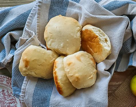 cathead-biscuits-dixie-chik-cooks image