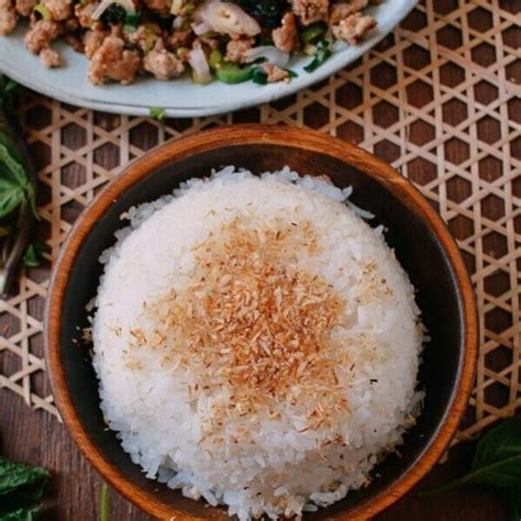 quick-and-easy-coconut-rice-recipe-the-woks-of-life image