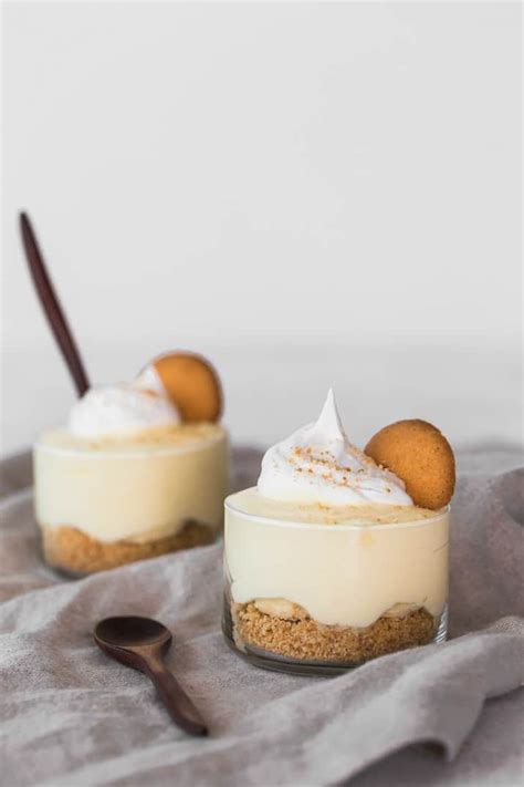 banana-pudding-mini-desserts-in-cups image