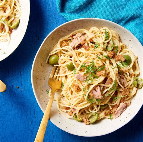 one-pot-pasta-with-tuna-eatingwell image